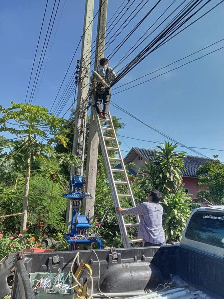 งานไฟฟ้า กองช่าง ซ่อมไฟฟ้าส่องสว่างภายในหมู่บ้านโนนค่าง หมู่ที่ 7