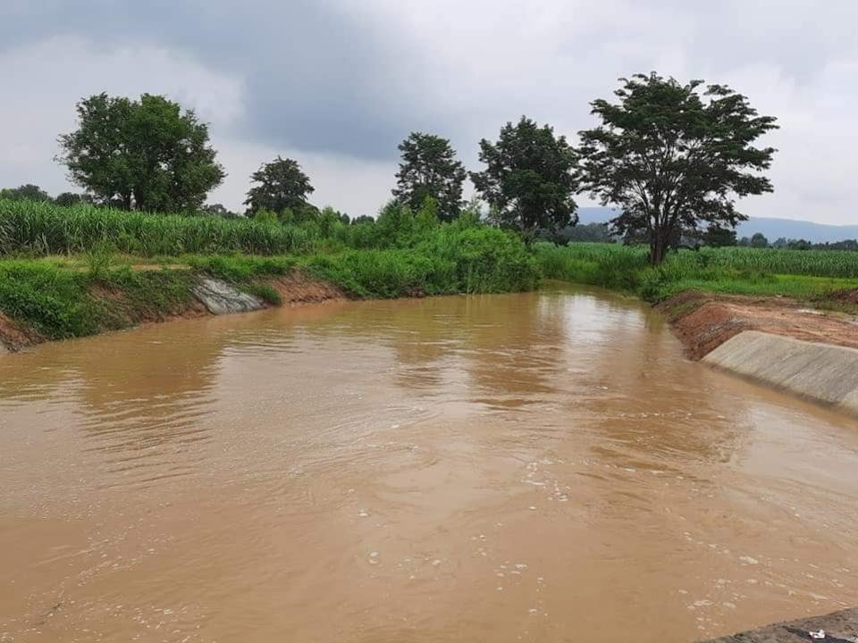 ตรวจติดตามสถานการณ์น้ำ ภายในตำบลอุดมทรัพย์