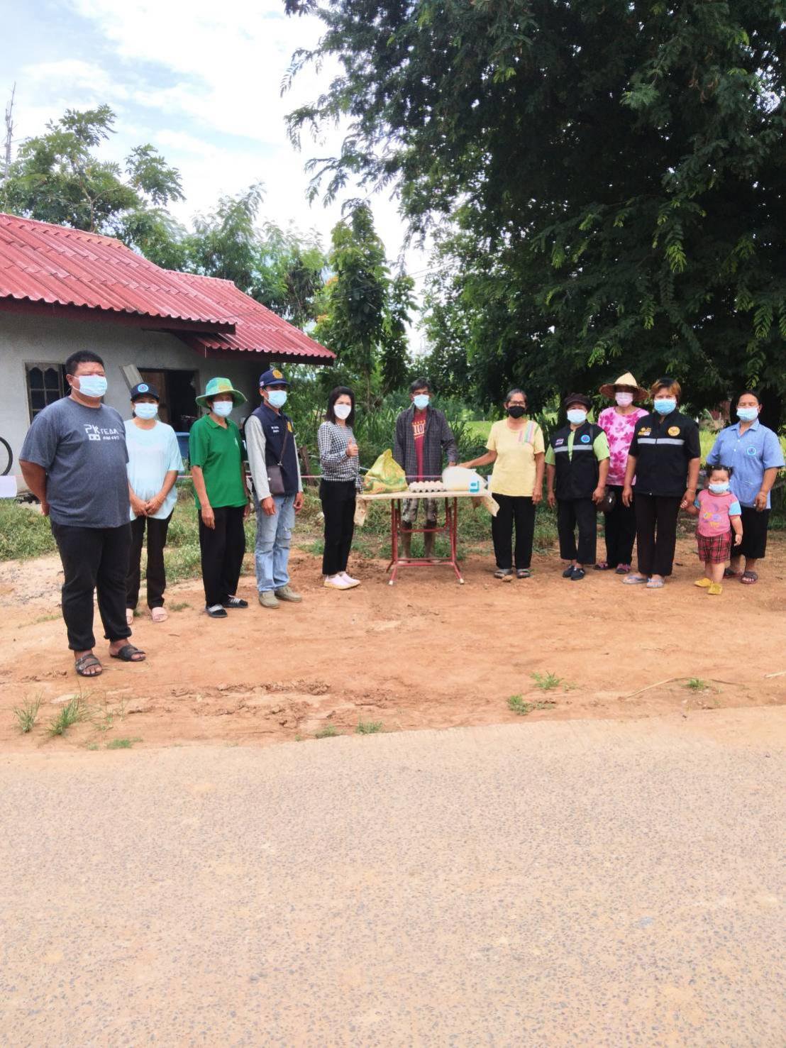 มอบถุงยังชีพ  14 ครัวเรือน จำนวน  5 หมู่บ้านในเขตพื้นที่ต.อุดมทรัพย์