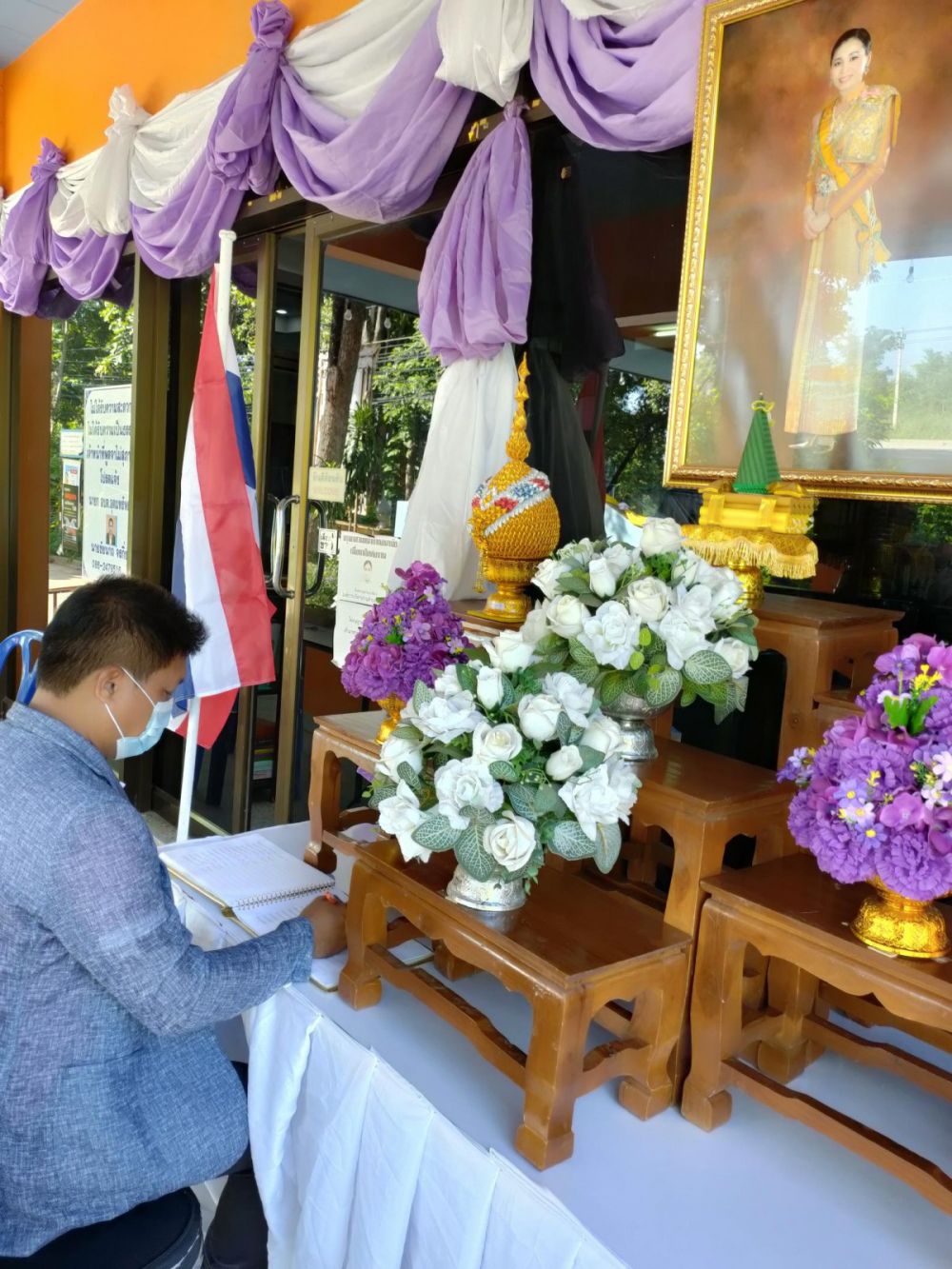 กิจกรรมลงนามถวายพระพรเนื่องในโอกาสวันเฉลิมพระชนมพรรษา พระราชินี 3มิถุนายน2564