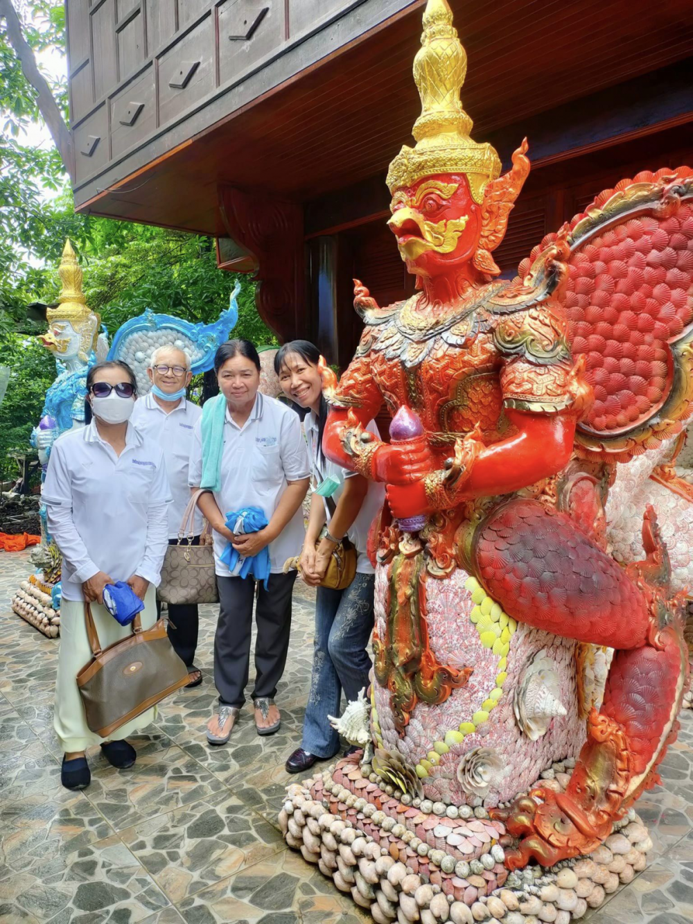 โรงเรียนผู้สูงอายุอุดมทรัพย์บุญวัฒน์ ทัศนศึกษานอกสถานที่ ณ อ่างเก็บน้ำนฤบดินทรจินดา จ.ปราจีนบุรี ในวันที่ 11 สิงหาคม 2565