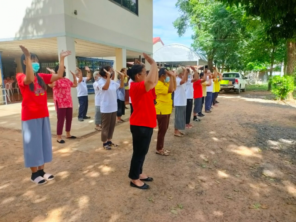 โรงเรียนผู้สูงอายุอุดมทรัพย์บุญวัฒน์ ดำเนินการจัดกิจกรรมการแข่งขันกีฬาสี ณ วัดศิริมังคลาราม(วัดโนนเหลื่อม)