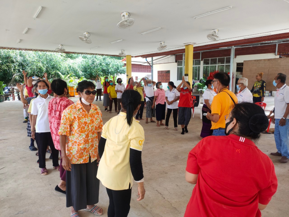 โรงเรียนผู้สูงอายุอุดมทรัพย์บุญวัฒน์ ดำเนินการจัดกิจกรรมการแข่งขันกีฬาสี ณ วัดศิริมังคลาราม(วัดโนนเหลื่อม)