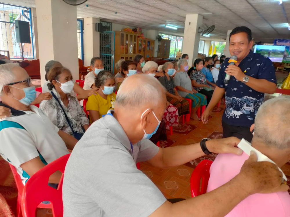 โครงการพัฒนาระบบการดูแลผู้สูงอายุและพัฒนาคุณภาพชีวิต โรงเรียนผู้สูงอายุอุดมทรัพย์บุญวัฒน์ 