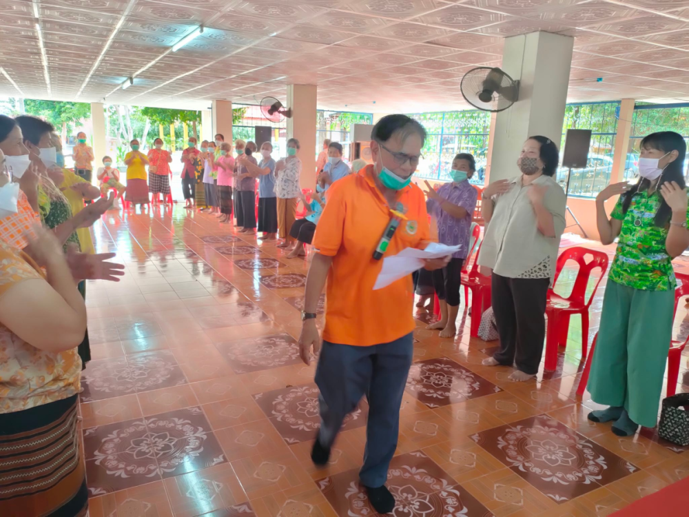 โครงการพัฒนาระบบการดูแลผู้สูงอายุและพัฒนาคุณภาพชีวิต โรงเรียนผู้สูงอายุอุดมทรัพย์บุญวัฒน์