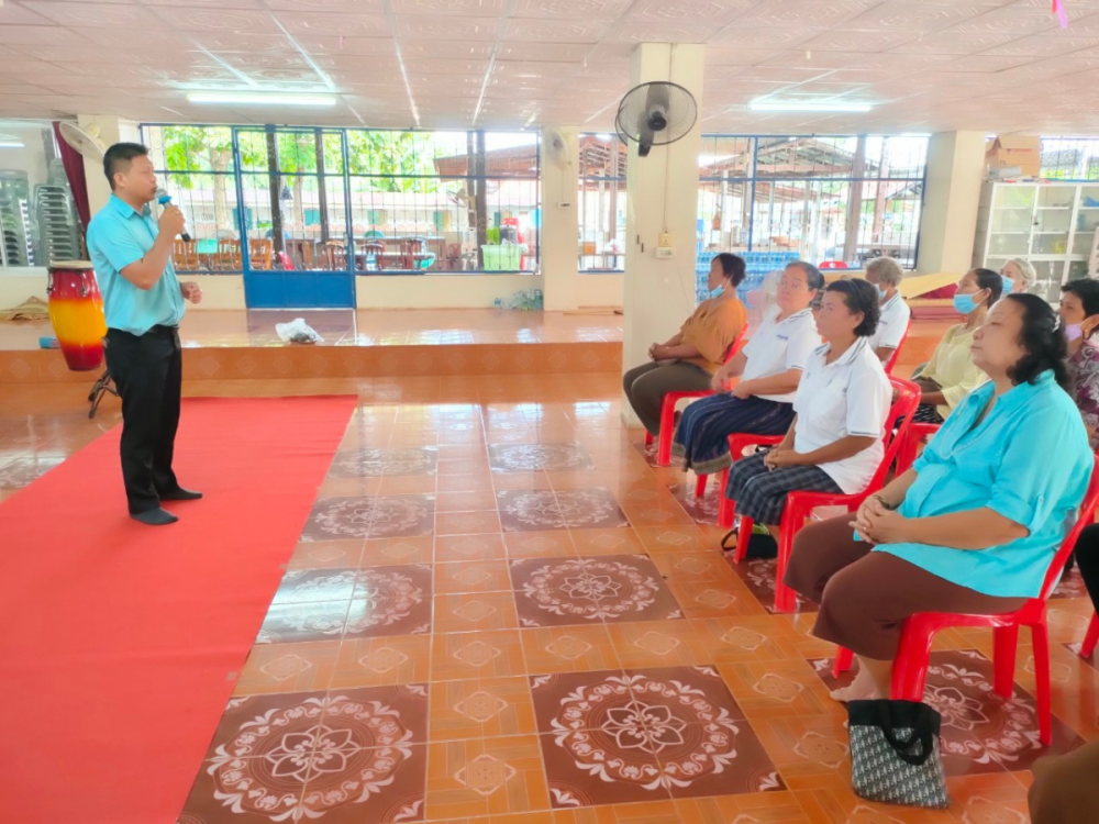 โครงการพัฒนาระบบการดูแลผู้สูงอายุและพัฒนาคุณภาพชีวิต โรงเรียนผู้สูงอายุอุดมทรัพย์บุญวัฒน์