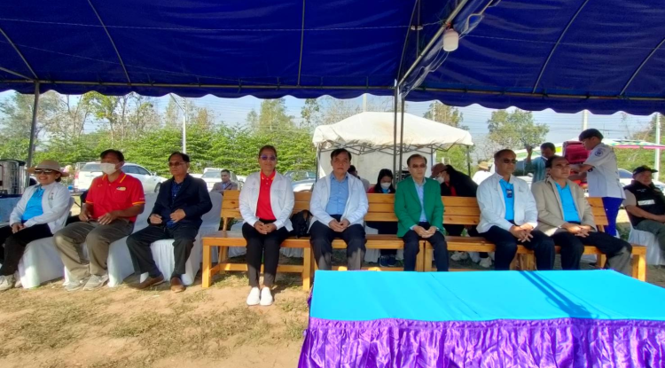 ร่วมในพิธีเปิดการแข่งขันกีฬา-กรีฑานักเรียน ประจำปีการศึกษา 2565 #วังน้ำเขียวเกมส์ ครั้งที่ 1 ณ สนามกีฬากลาง อบต.อุดมทรัพย์