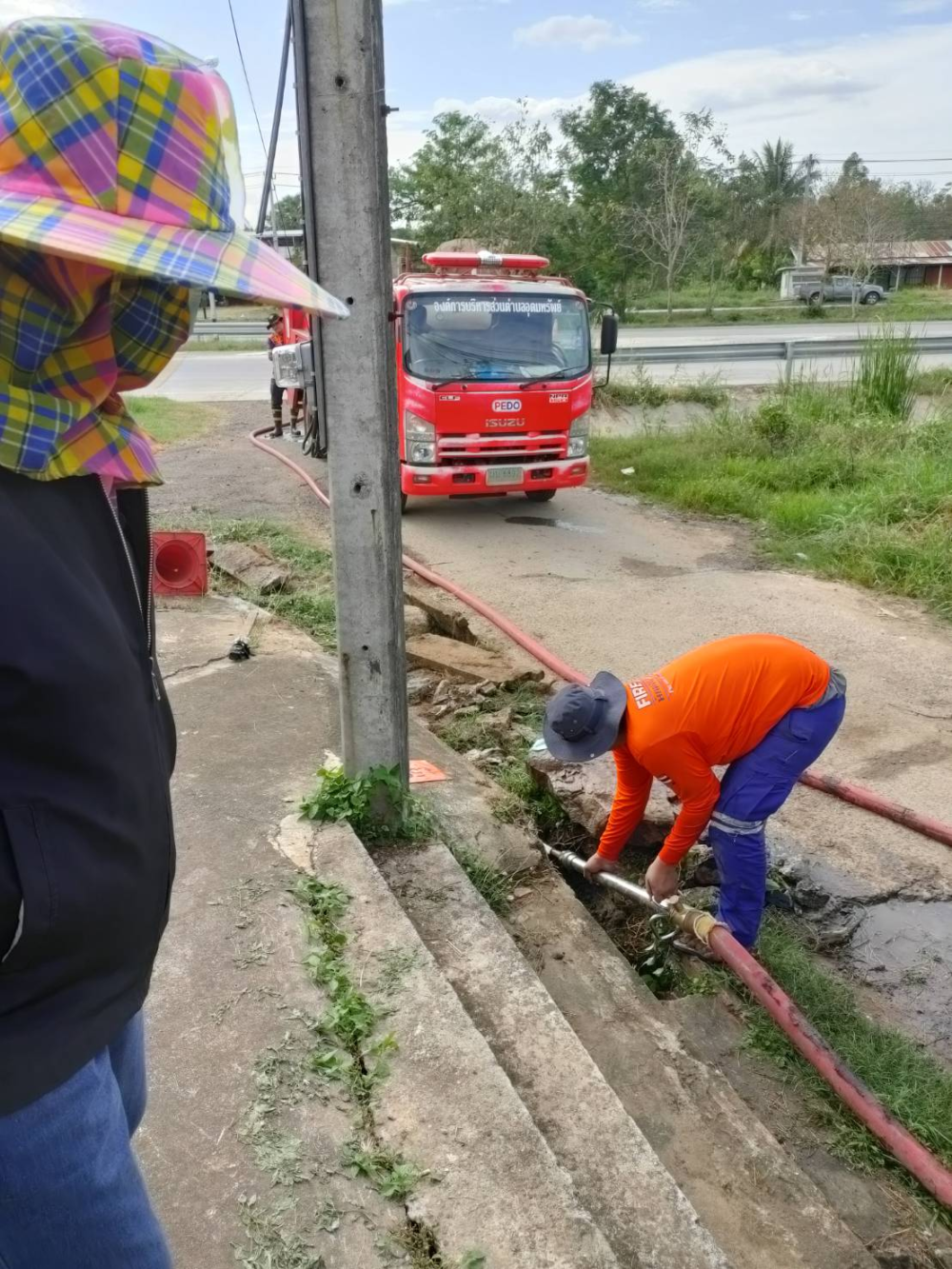  แก้ไขปัญหาท่อระบายน้ำอุดตัน หมู่ที่ 17 (ตามคำร้องทุกข์ทั่วไป)