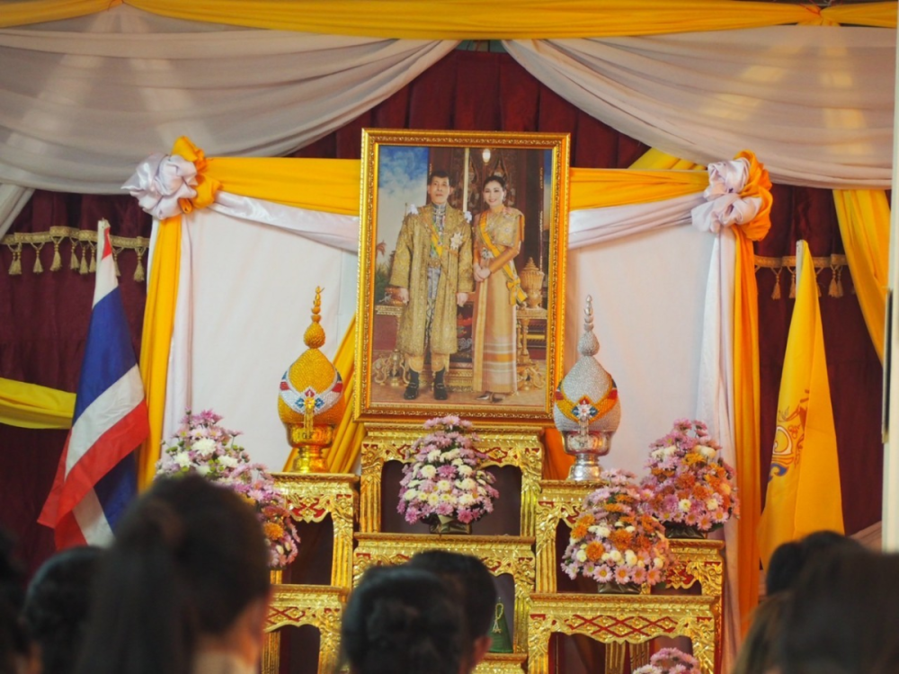 ร่วมพิธีเจริญพระพุทธมนต์เฉลิมพระเกียรติถวายพระพรชัยมงคลแด่ พระบาทสมเด็จพระเจ้าอยู่หัวฯ สมเด็จพระนางเจ้าสิริกิติ์ พระบรมราชินีนาถ พระบรมราชชนนีพันปีหลวง และสมเด็จพระนางเจ้าสุทิดา พระบรมราชินี