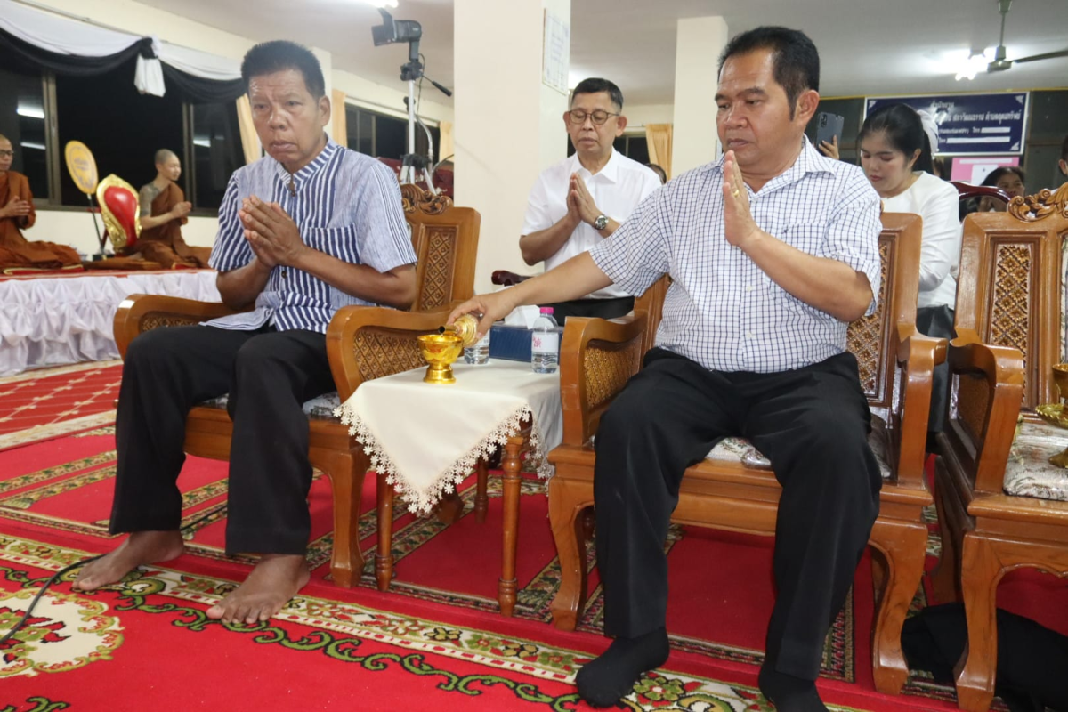 ร่วมพิธีบำเพ็ญกุศลศพท่านพระครูประโชติสังฆกิจ (จำรัส นาคเกษม) อดีตรองเจ้าคณะอำเภอวังน้ำเขียว/อดีตเจ้าอาวาสวัดศิริมังคลาราม คืนที่ 7