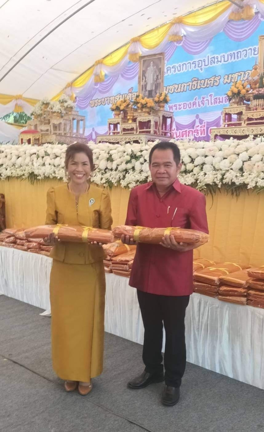 ร่วมพิธีในโครงการอุปสมบทหมู่ถวายพระราชกุศล แด่พระบาทสมเด็จพระบรมชนกาธิเบศร มหาภูมิพลอดุลยเดชมหาราช บรมนาถบพิตร อำเภอวังน้ำเขียว ครั้งที่ 19 