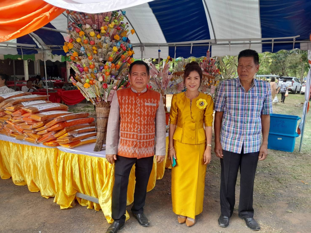 ร่วมงานบุญทอดกฐินภายในพื้นที่ตำบลอุดมทรัพย์  อำเภอวังน้ำเขียว จังหวัดนครราชสีมา