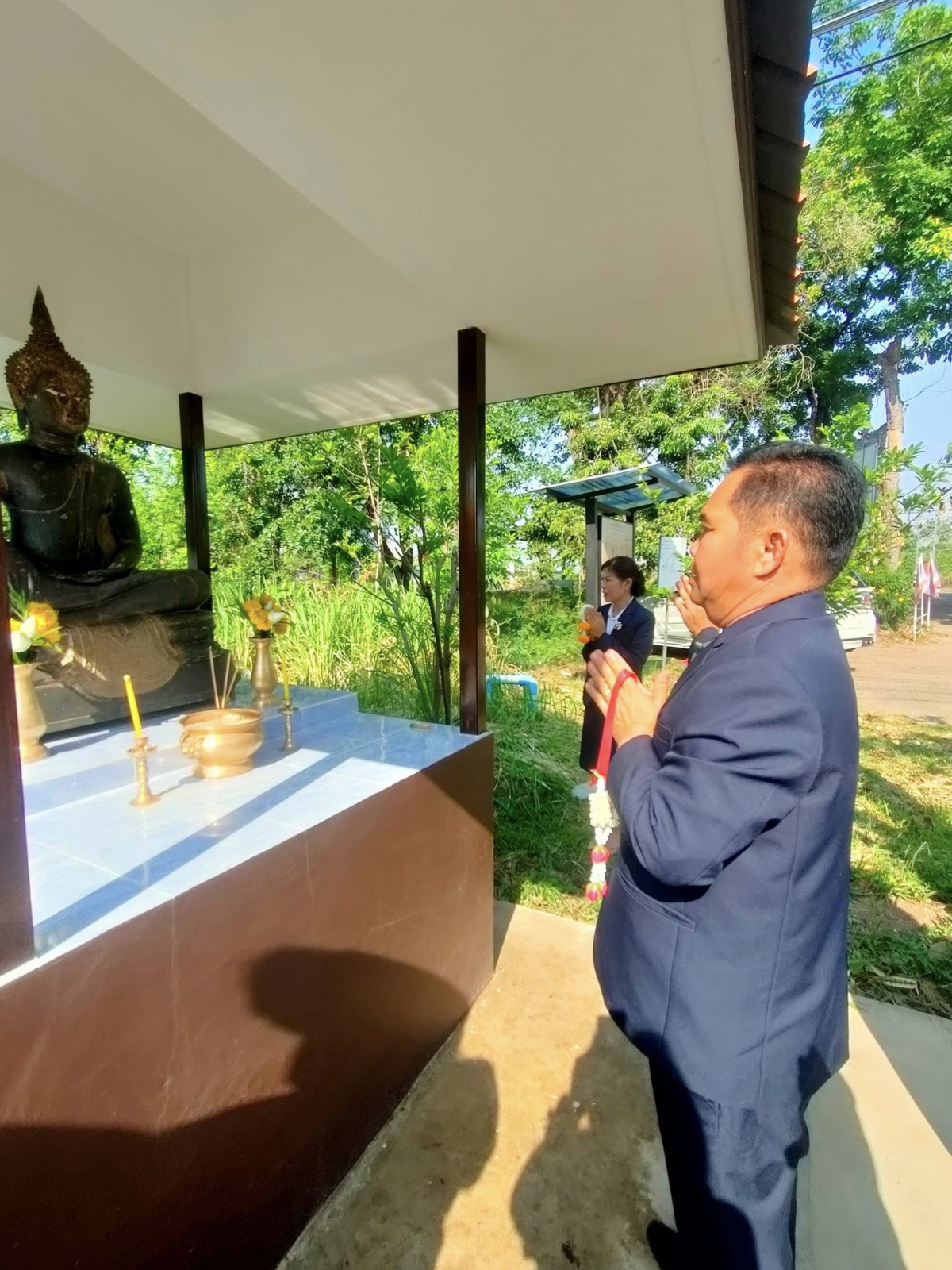 พิธีเคลื่อนย้ายองค์พระพุทธรูปประจำองค์การบริหารส่วนตำบลอุดมทรัพย์เพื่อนำไปประดิษฐานในตำแหน่งใหม่ด้านหน้าสำนักงาน 