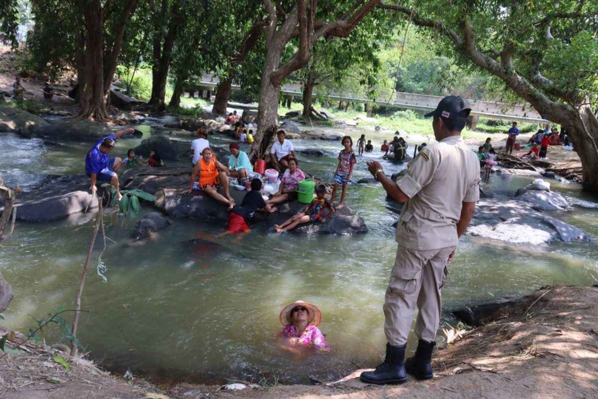 การประชุม เรื่อง การจัดการแหล่งท่องเที่ยวธารท่าลี่ ตำบลอุดมทรัพย์ อำเภอวังน้ำเขียว จังหวัดนครราชสีมา