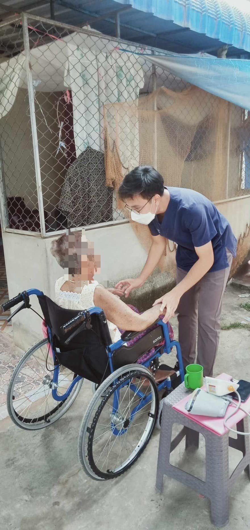 ร่วมลงพื้นที่ตรวจเยี่ยมผู้ป่วยในชุมชน และสนับสนุนยานพาหนะสำหรับเจ้าหน้าที่กลุ่มงานเวชกรรมฟื้นฟู อสม.ในพื้นที่ตำบลอุดมทรัพย์ กายภาพบำบัด อำเภอวังน้ำเขียว