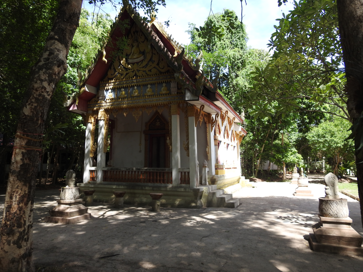 วัดห้วยพรหม (สรีระหลวงปู่แดง กตปุญฺโญ)