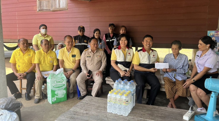 ร่วมโครงการออกเยี่ยมสร้างกำลังใจกับประชาชนอำเภอวังน้ำเขียว เขตตำบลอุดมทรัพย์