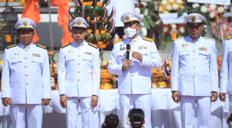 ร่วมในพิธีสักการะ และบวงสรวงอนุสาวรีย์ท้าวสุรนารี อำเภอวังน้ำเขียว จังหวัดนครราชสีมา