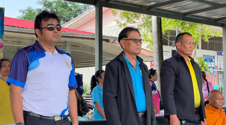 ประธานในพิธีเปิดการแข่งขันกีฬาภายในโรงเรียนด่านอุดมวิทยา