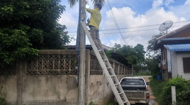 ซ่อมแซมไฟฟ้าส่องสว่างภายในหมู่บ้านบะใหญ่ หมู่ที่ 1