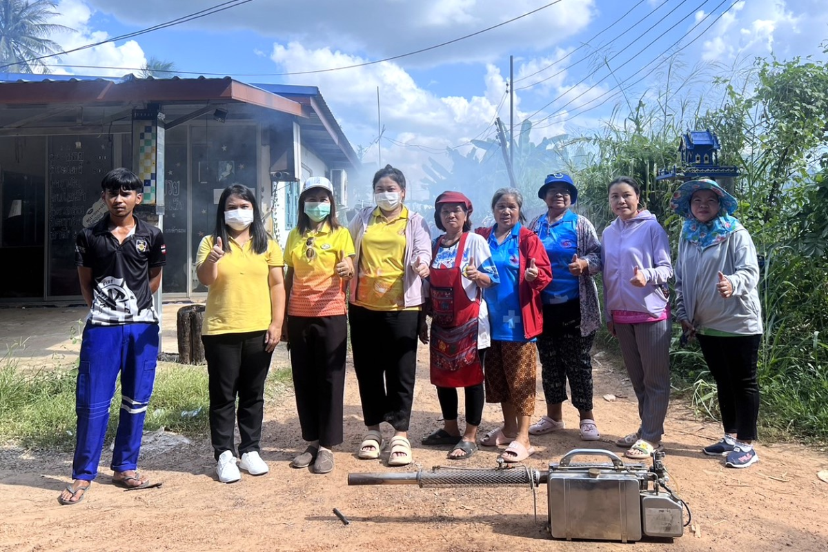 ฉีดพ่นหมอกควันกำจัดลูกน้ำยุงลาย ควบคุมโรคไข้เลือดออก