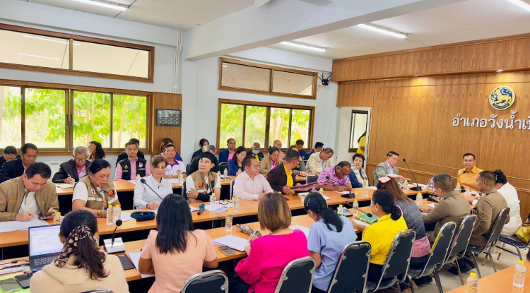 ร่วมการประชุม คณะกรรมการกองทุนการกุศลย่าโมอำเภอวังน้ำเขียว และการจัดงานบวงสรวงอนุสาวรีย์ท้าวสุรนารี อำเภอวังน้ำเขียว