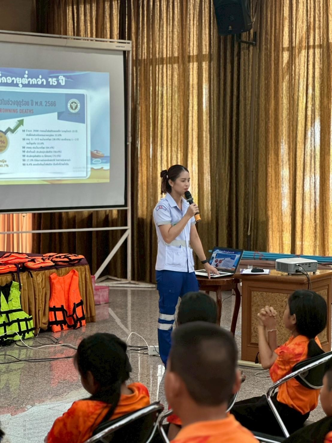 โครงการอบรมเชิงปฏิบัติการเพื่อพัฒนาศักยภาพเด็กนักเรียน ในการป้องกันและช่วยเหลือเด็กจมน้ำ ประจำปีงบประมาณ 2568 