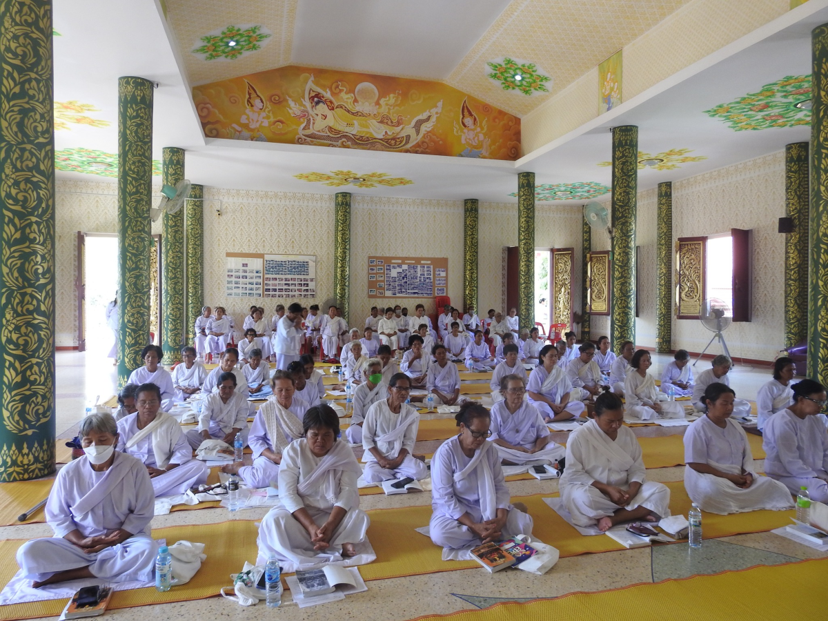 โครงการปฏิบัติธรรมอุโบสถศีลสัญจรตำบลอุดมทรัพย์ ประจำปี 2568 ณ วัดป่าโพธิภาวัน (โนนค่าง)