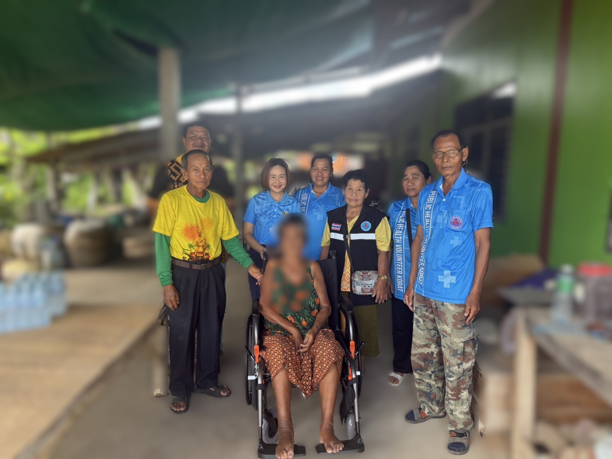 มอบรถเข็นสำหรับผู้พิการ ภายในพื้นที่ตำบลอุดมทรัพย์