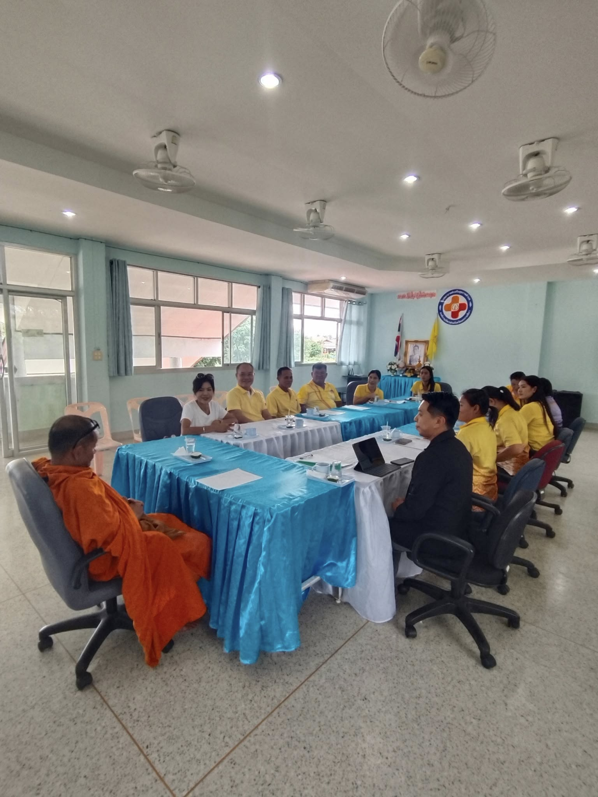 ประชุมคณะกรรมการบริหารสถานบริการสาธารณสุข เพื่อคัดเลือกผู้ทรงคุณวุฒิ