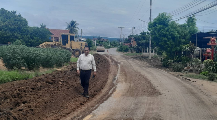 แจ้งการดำเนินการซ่อมแซมถนนสายบ้านวังน้ำเขียว - ตลิ่งชัน