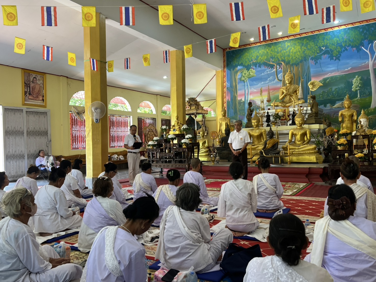 โครงการปฏิบัติธรรมอุโบสถศีลสัญจรตำบลอุดมทรัพย์ ประจำปี 2568 วัดคำช้อย(บะใหญ่)