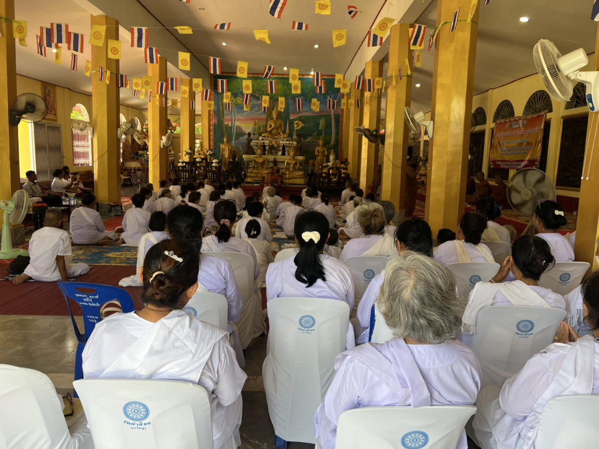 โครงการปฏิบัติธรรมอุโบสถศีลสัญจรตำบลอุดมทรัพย์ ประจำปี 2568 วัดคำช้อย(บะใหญ่)