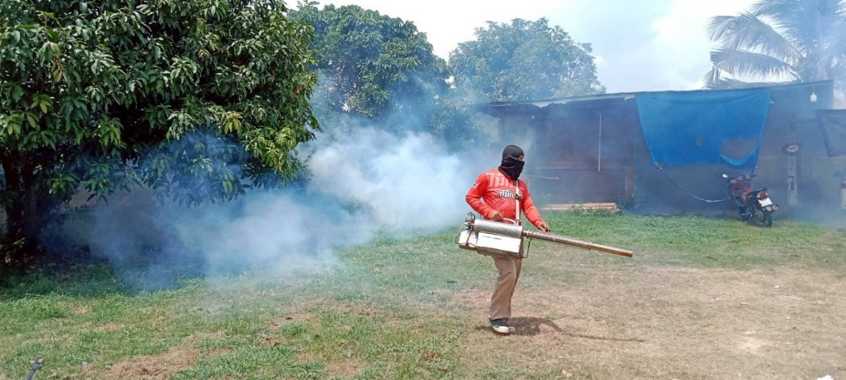 กิจกรรมฉีดพ่นหมอกควันกำจัดลูกน้ำยุงลาย ครั้งที่ 1 บริเวณภายในหมู่บ้านโนนค่าง หมู่ที่7