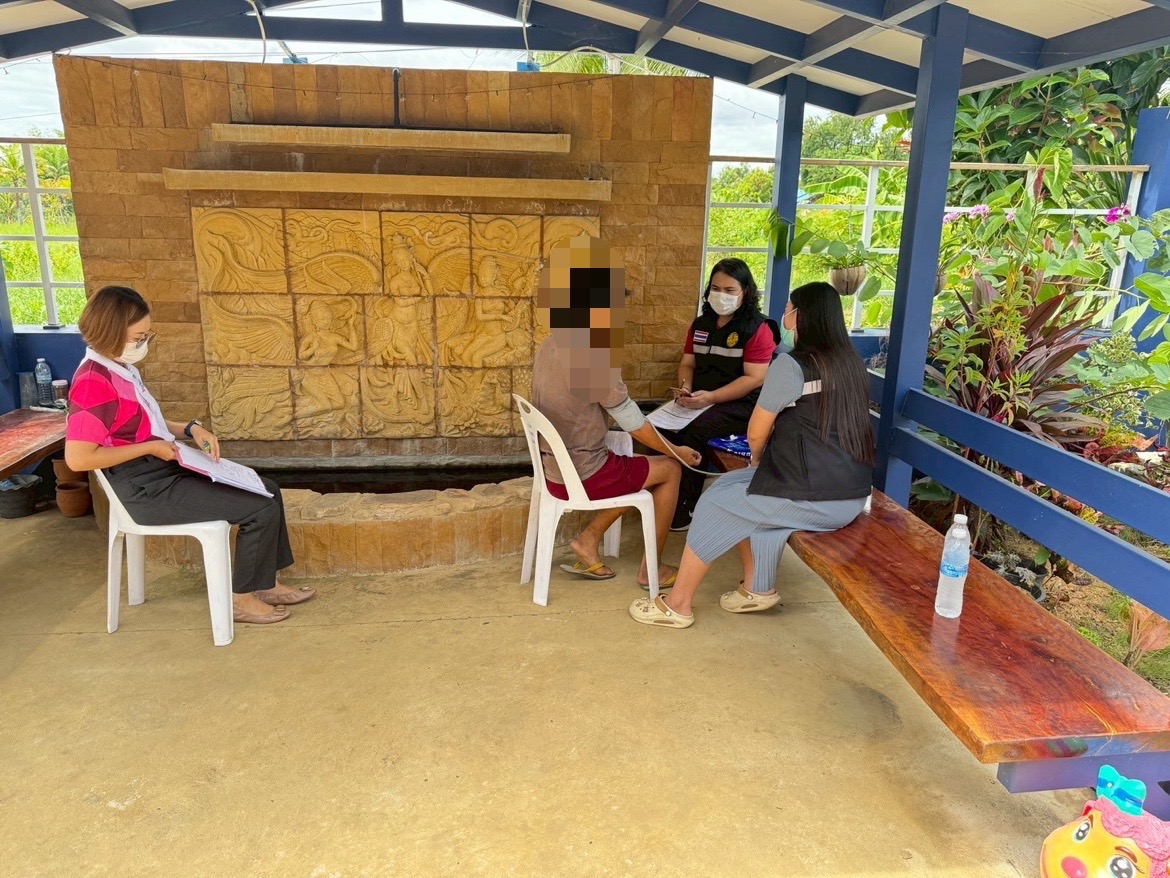 ลงพื้นที่ดำเนินการช่วยเหลือด้านสาธารณสุขและสุขภาพ ภายในตำบลอุดมทรัพย์