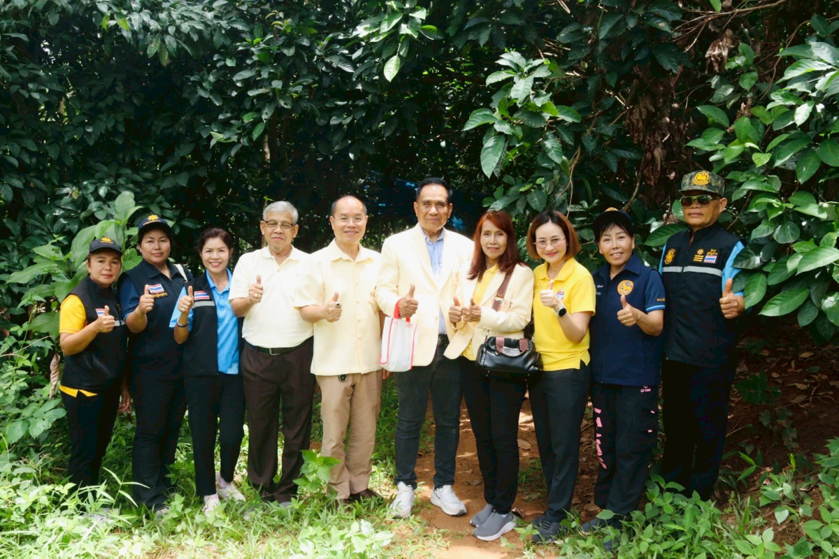 โครงการส่งเสริมบทบาทภาคีเครือข่ายด้านผู้สูงอายุและหุ้นส่วนทางสังคมในระดับภูมิภาค (กิจกรรมส่งต่อผู้สูงวัย 100 ปั) 