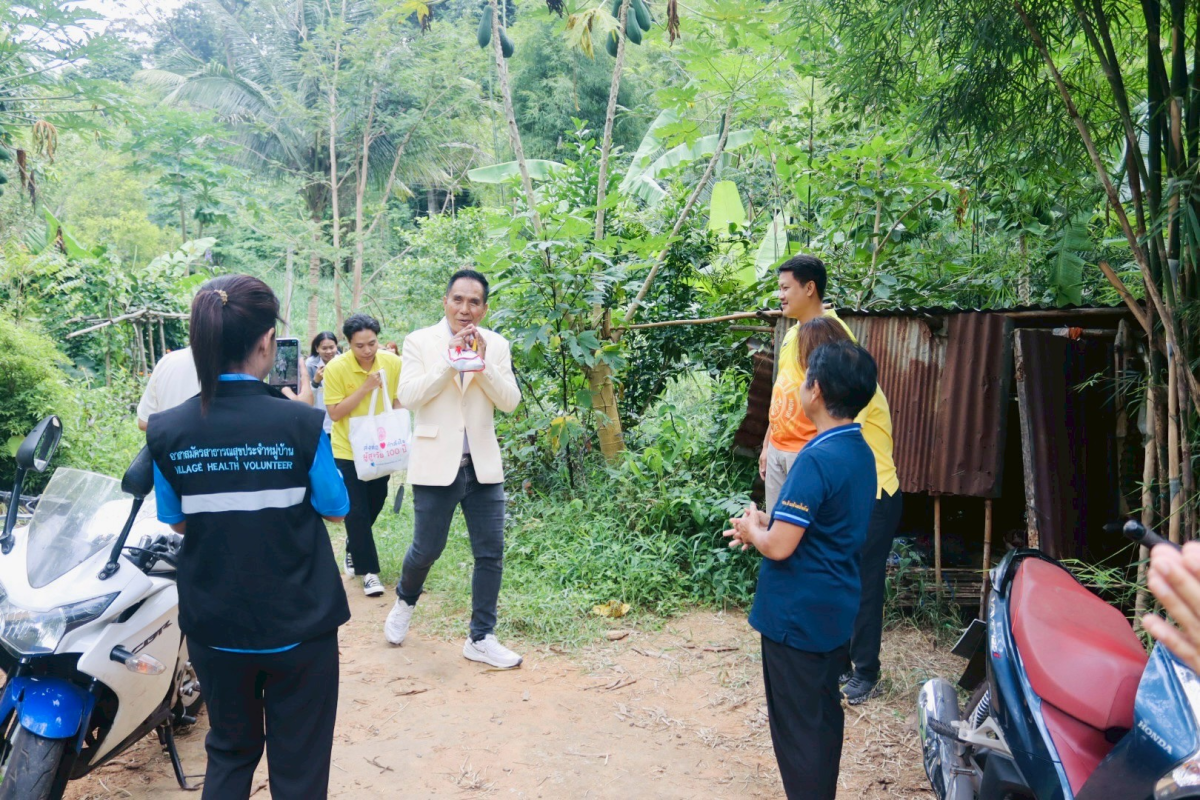 โครงการส่งเสริมบทบาทภาคีเครือข่ายด้านผู้สูงอายุและหุ้นส่วนทางสังคมในระดับภูมิภาค (กิจกรรมส่งต่อผู้สูงวัย 100 ปั) 