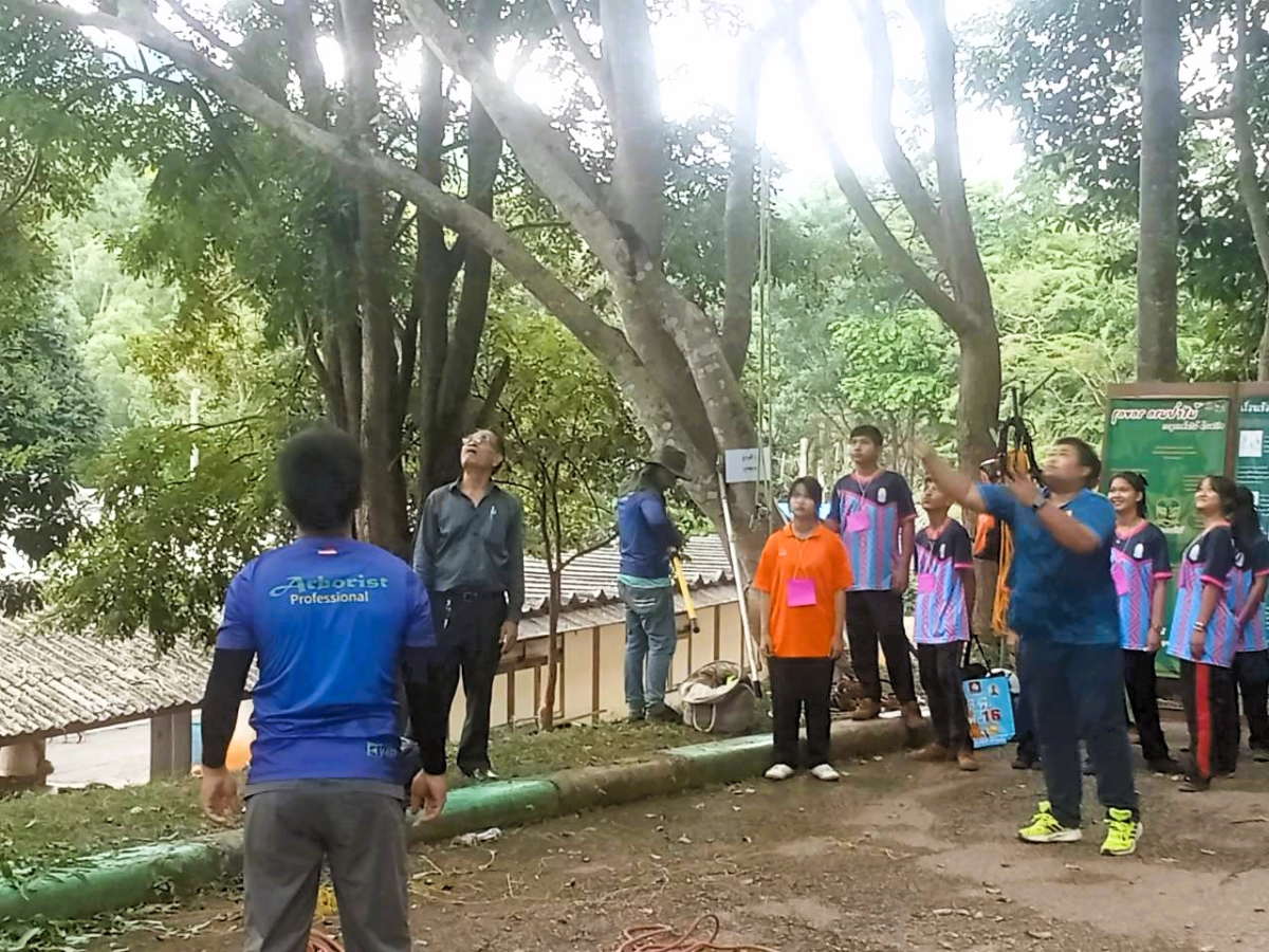 โครงการเข้าค่ายเด็กและเยาวชนตำบลอุดมทรัพย์ (ค่ายไปกลับ one Day camp) ประจำปีงบประมาณ 2568 