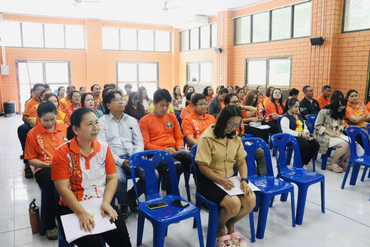 ประชุม คณะผู้บริหาร หัวหน้าส่วนราชการ พนักงานส่วนตำบล ลูกจ้างประจำ พนักงานจ้าง องค์การบริหารส่วนตำบลอุดมทรัพย์ประจำเดือนตุลาคม 2568
