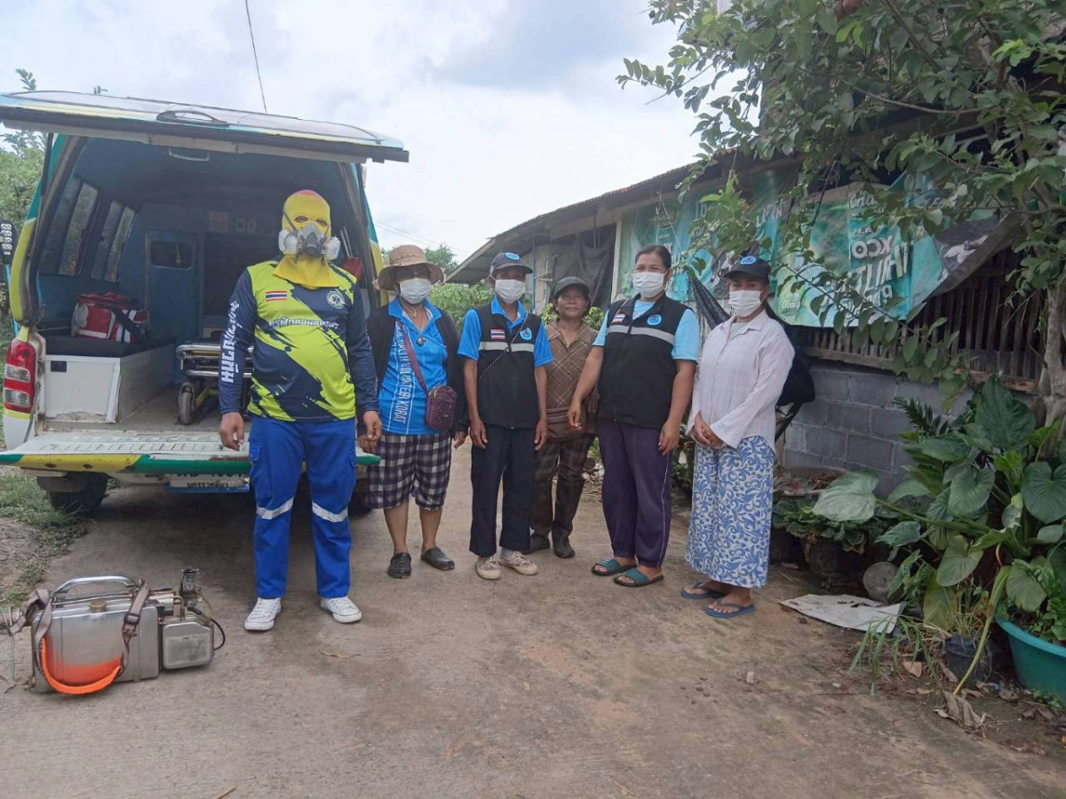 กิจกรรมฉีดพ่นหมอกควันกำจัดลูกน้ำยุงลาย  บริเวณภายในหมู่บ้านตะกุดรัง หมู่ที่ 4