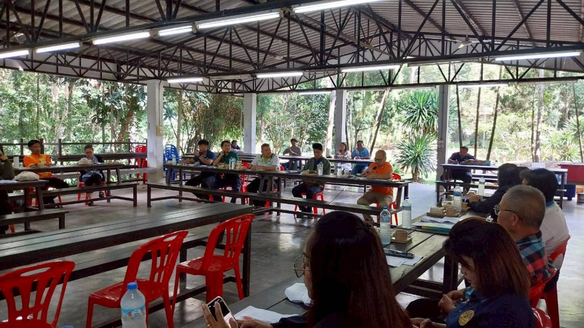 ประชุมกรรมการที่ปรึกษาสถานีวิจัยและฝึกนิสิตวนศาสตร์วังน้ำเขียว เพื่อรับฟังความคิดเห็นและแนวทางในการทำงานแบบบูรณาการของสถานีวิจัยฯ