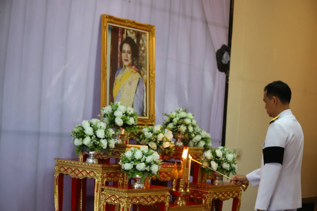 พิธีบำเพ็ญกุศลสวดพระอภิธรรม ในวาระครบ 50 วัน ( ปัญญาสมวาร) เพื่อถวายเป็นพระราชกุศล แด่สมเด็จพระนางเจ้าสิริกิติ์ พระบรมราชินีนาถ พระบรมราชชนนีพันปีหลวง