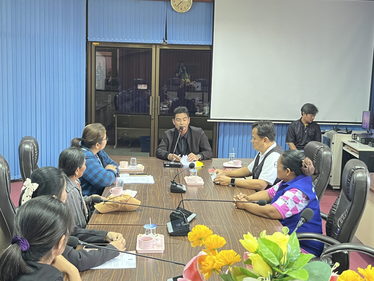 ประชุมชี้แจงผลอุธรณ์กลิ่นมูลสุกร บ้านโนนสง่า ม.13