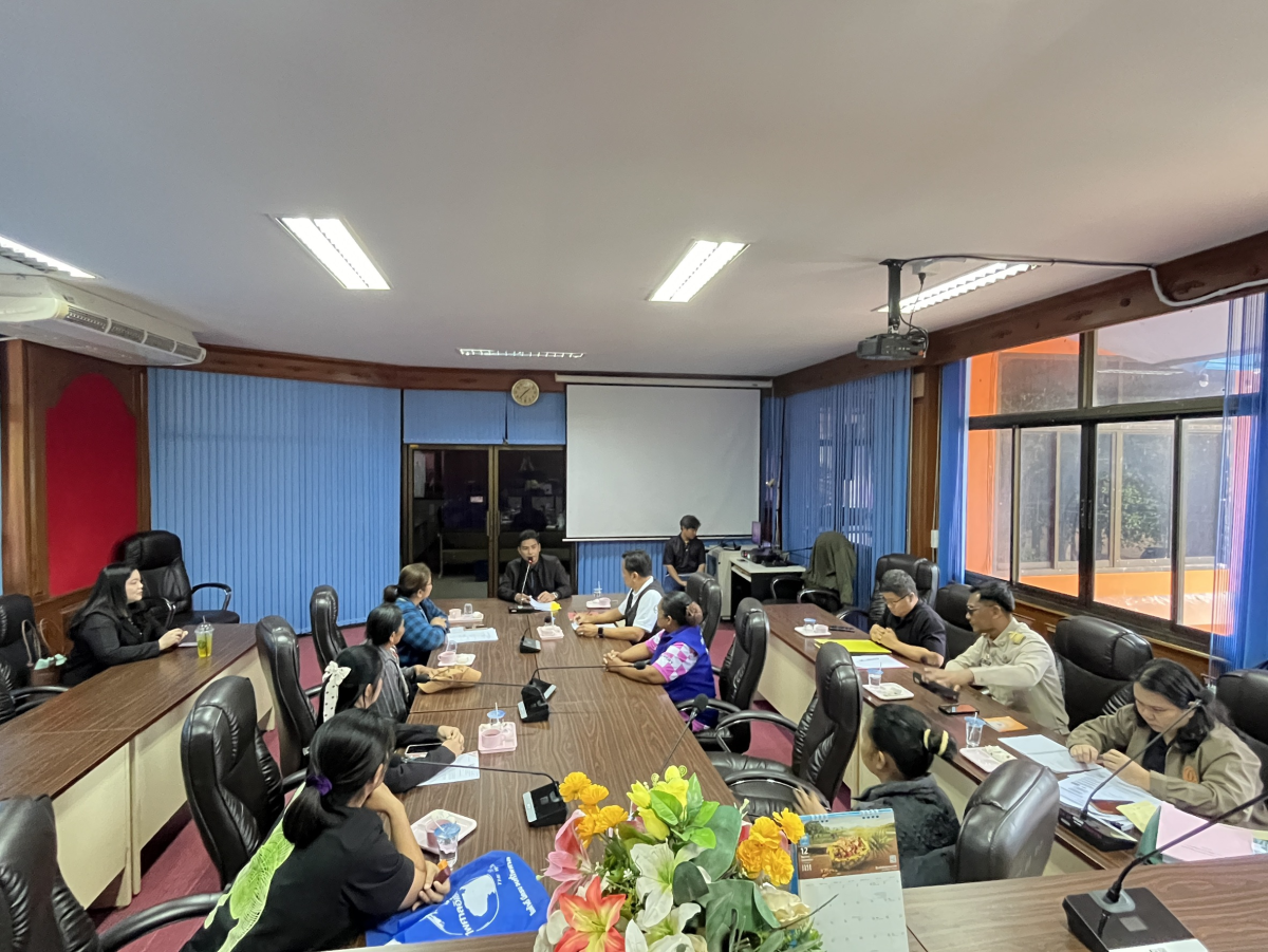 ประชุมชี้แจงผลอุธรณ์กลิ่นมูลสุกร บ้านโนนสง่า ม.13