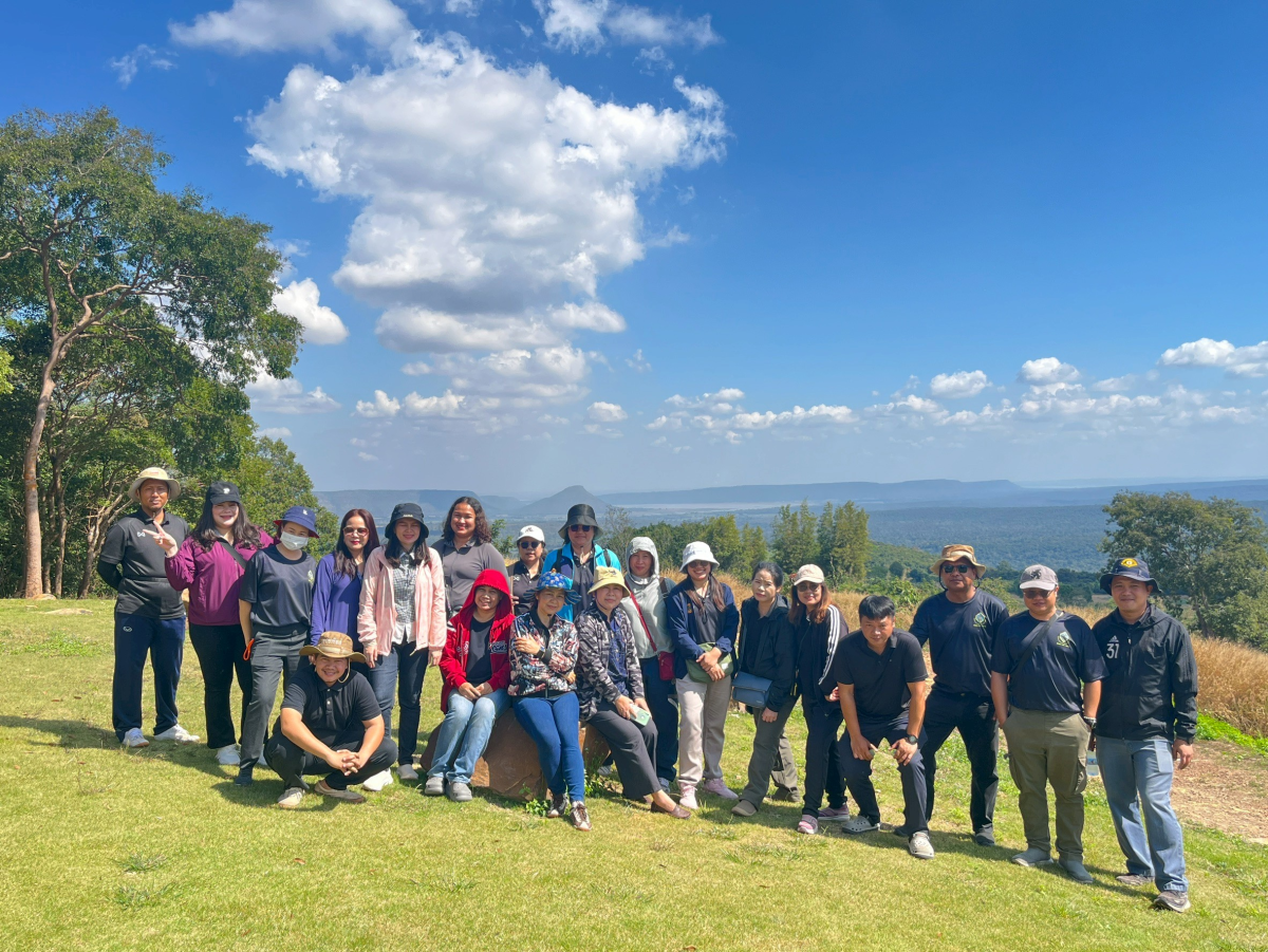 เดินขบวนรณรงค์ออกไปใช้สิทธิเลือกตั้งนายกองค์การบริหารส่วนตำบลอุดมทรัพย์เเละสมาชิกสภาองค์การบริหารส่วนตำบลอุดมทรัพย์ในเขตพื้นที่ตำบลอุดมทรัพย์ 