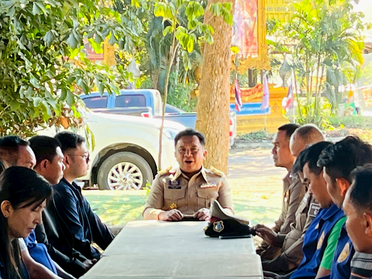  นายอำเภอวังน้ำเขียวลงพื้นที่ตรวจเยี่ยมให้กำลังใจผู้ปฏิบัติงาน ณ จุดตรวจ/จุดบริการประชาชน เทศกาลปีใหม่ พ.ศ.2569