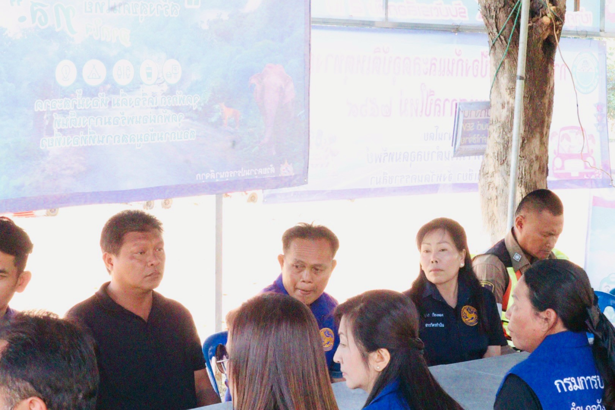  นายอำเภอวังน้ำเขียวลงพื้นที่ตรวจเยี่ยมให้กำลังใจผู้ปฏิบัติงาน ณ จุดตรวจ/จุดบริการประชาชน เทศกาลปีใหม่ พ.ศ.2569