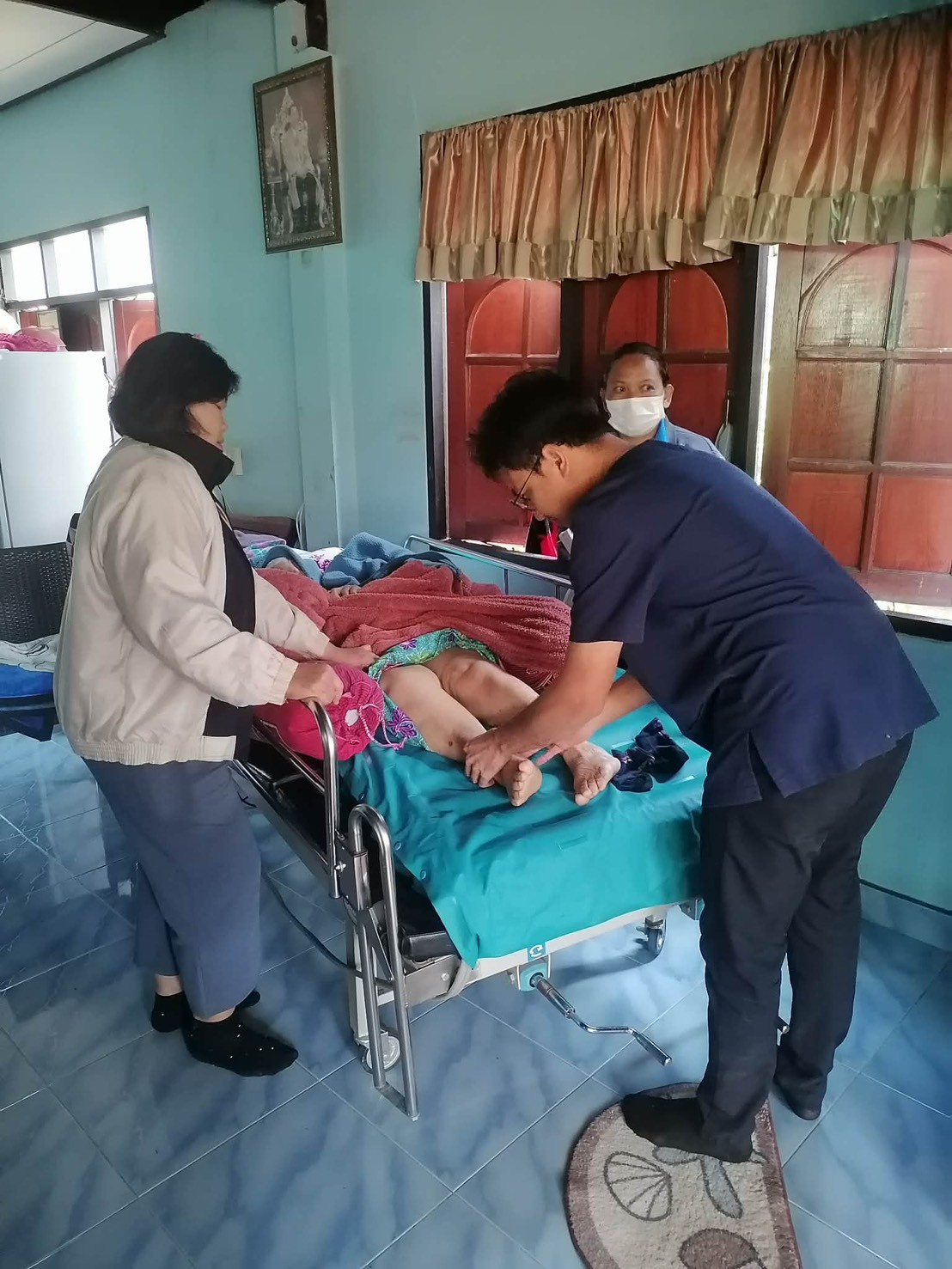 โครงการเยี่ยมบ้านผู้สูงอายุ ผู้พิการและผู้ป่วย IMC ของ อบต อุดมทรัพย์