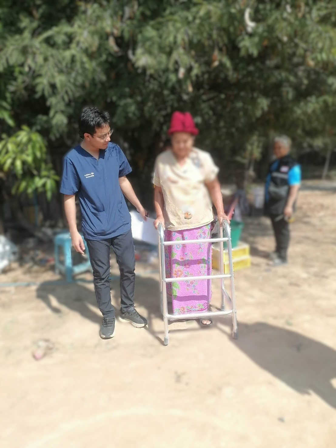 โครงการเยี่ยมบ้านผู้สูงอายุ ผู้พิการและผู้ป่วย IMC ของ อบต อุดมทรัพย์