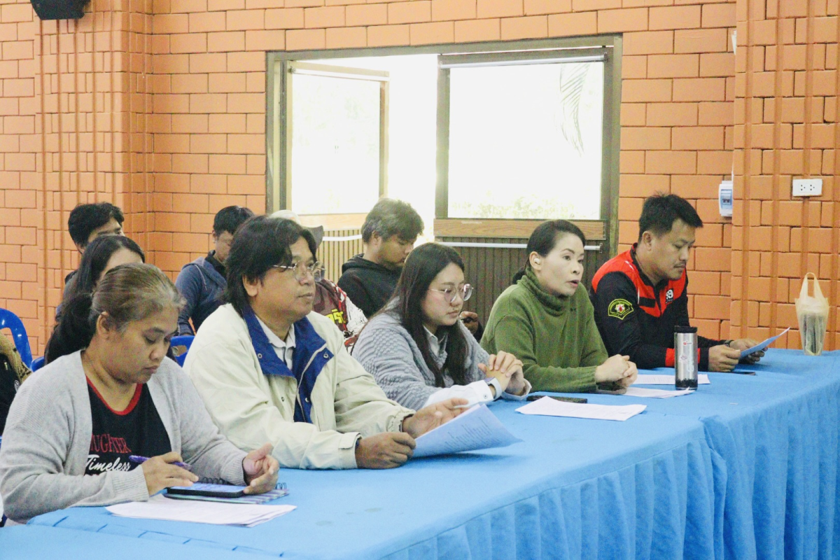 ประชุมเจ้าหน้าที่อบต. เพื่อเตรียมความพร้อมวันส่งมอบ-รับมอบหีบบัตรเลือกตั้ง วัสดุเลือกตั้ง ในการเลือกตั้งสมาชิกสภาองค์การบริหารส่วนตำบลอุดมทรัพย์และนายกองค์การบริหารส่วนตำบลอุดมทรัพย์ 